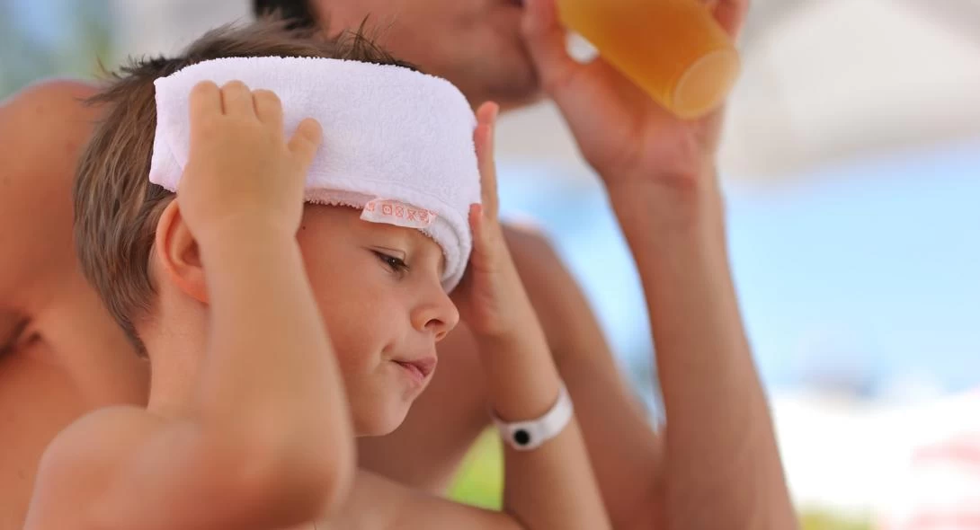 Θερμοπληξία: Τι πρέπει να κάνετε – Οι πρώτες βοήθειες για εσάς και τον συνάνθρωπό σας